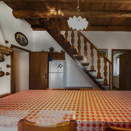 Dimora San Marco - Rustico Con Giardino Каприно-Веронезе