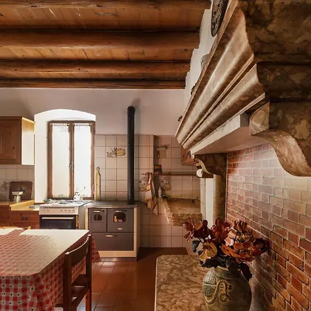 Dimora San Marco - Rustico Con Giardino Kır Evi Caprino Veronese
